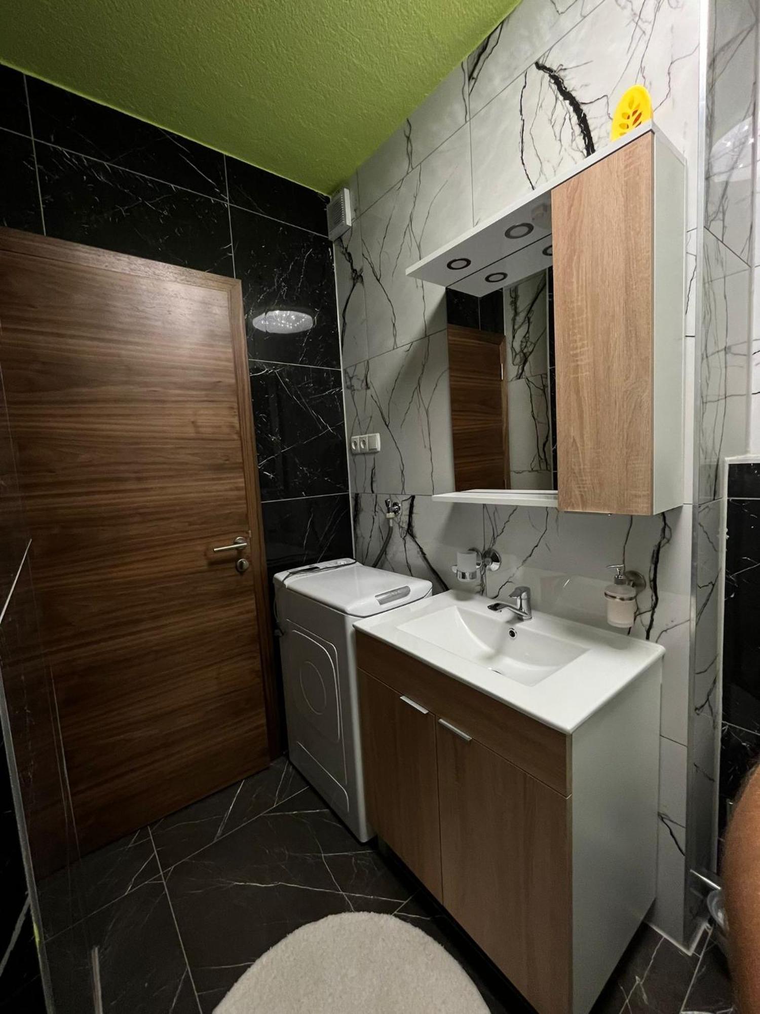 Aby Slavonski Brod Quarto foto